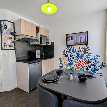 M - Lavaloc Apartament Laval (Mayenne)